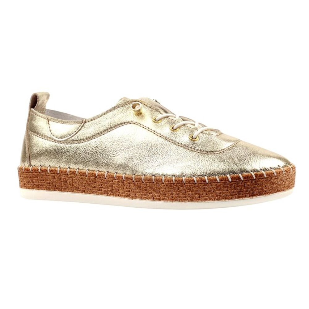 Lunar Womens/Ladies Evette Leather Soft Sneakers / Gold